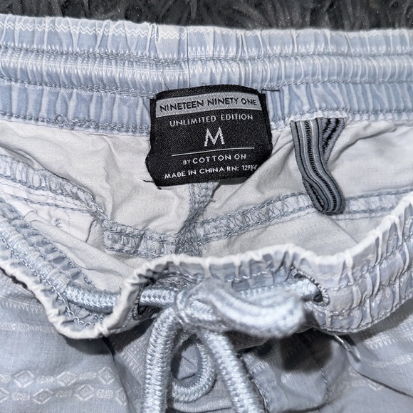 Men’s shorts - Picture 3 of 3